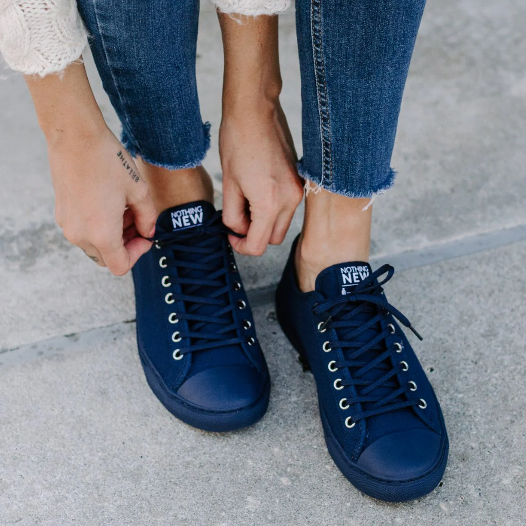 Women's Classic Low Top | Navy - Image 6