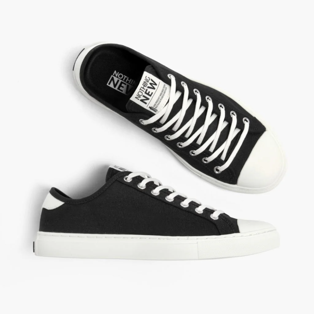Women's Classic Low Top | Black x Off-White - Image 4